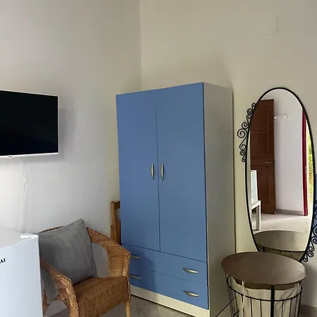 Smit House * טורה דל'אורסו